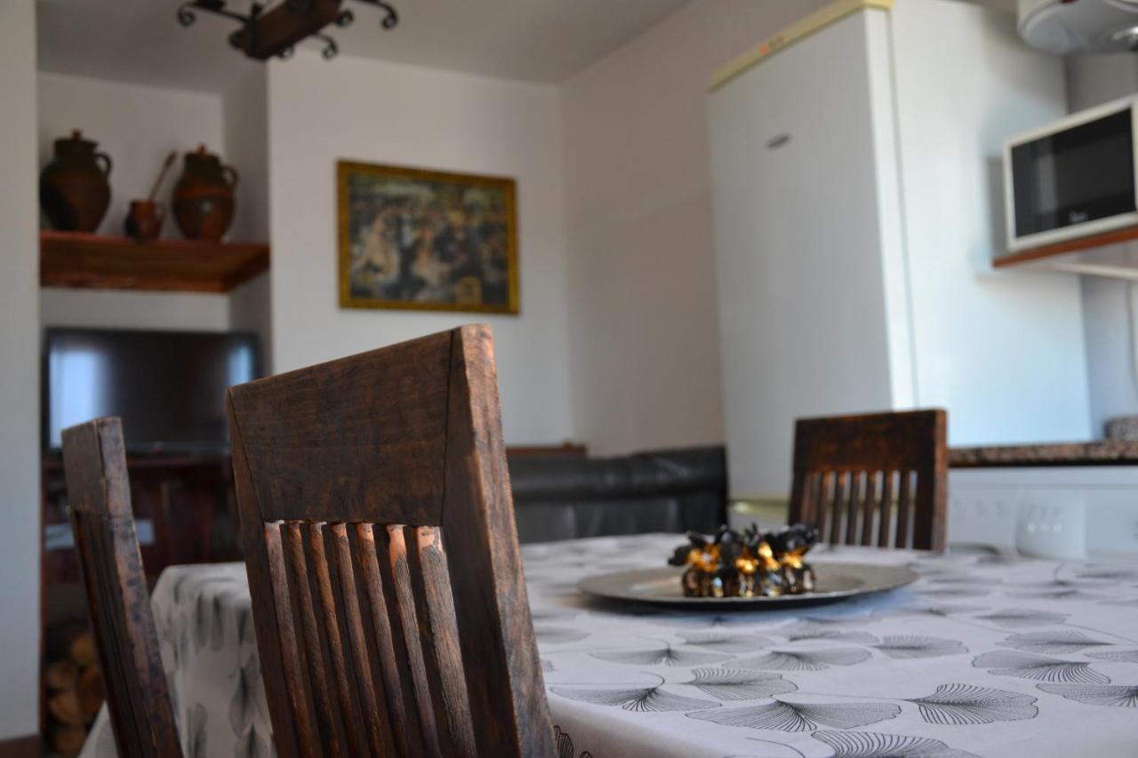 Apartamentos La Sierra ビジャルバ・デ・ラ・シエラ エクステリア 写真